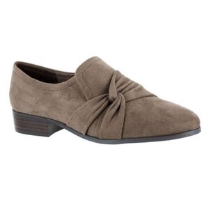 Bella-Vita Billie Almond Toe Slip-On Loafers Women's Size 8